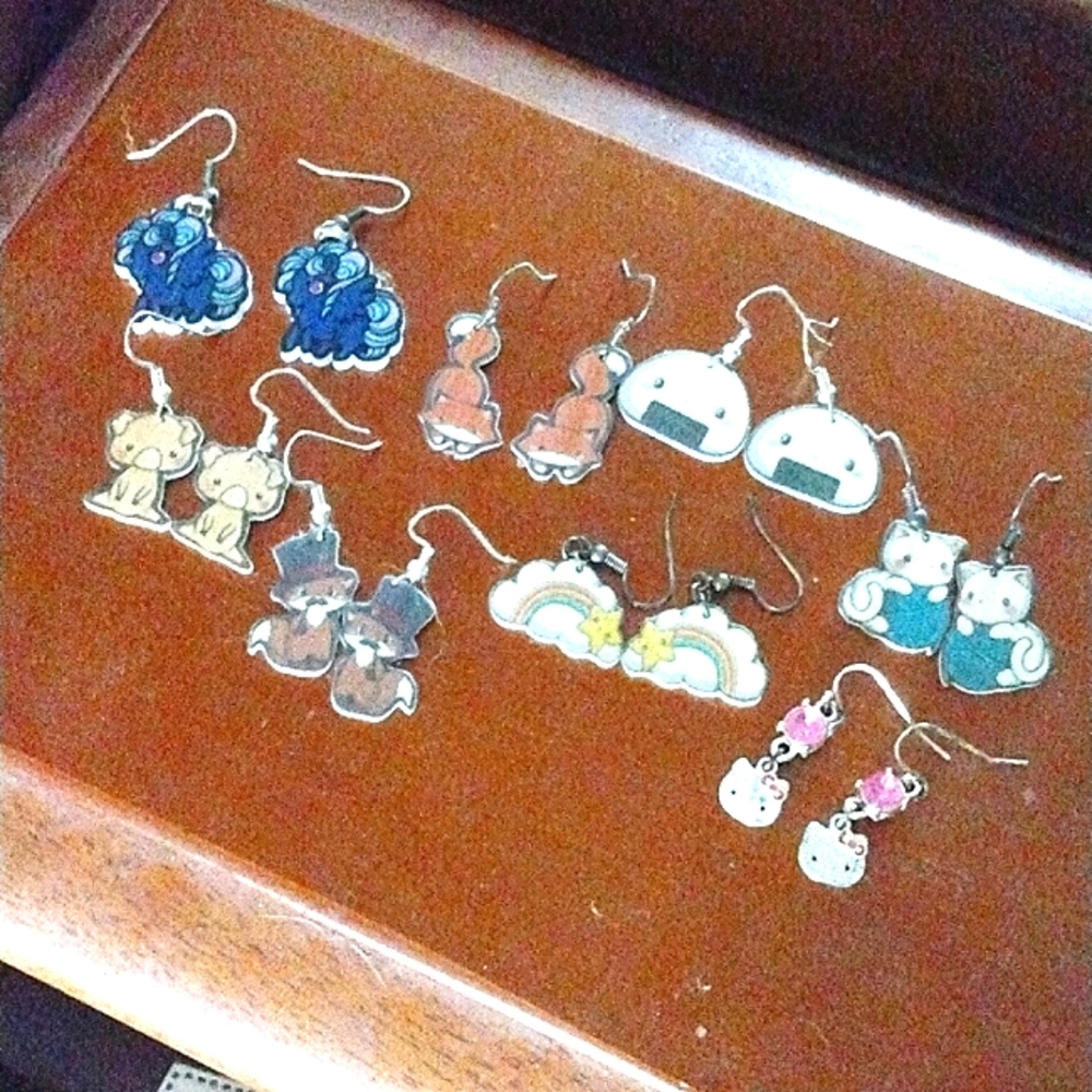 Hello kitty kawaii anime manga con animal character earrings tasty peach studios